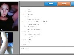 Phụ nữ dễ thương, Hiển thị tits, và sâu sắc suck ngón tay của cô