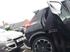 Co op đậu xe milf nóng chân